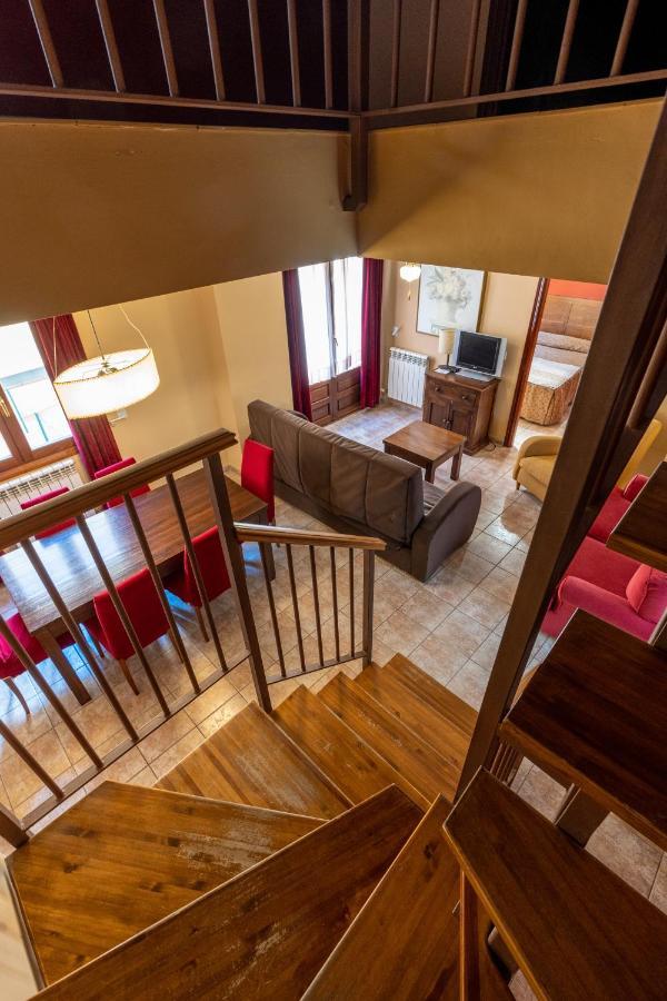 Apartamentos La Trufa Negra Мора-де-Руб'єлос Екстер'єр фото